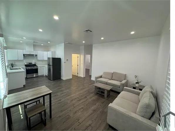 247 E Adams Blvd #B, Los Angeles, CA 90011