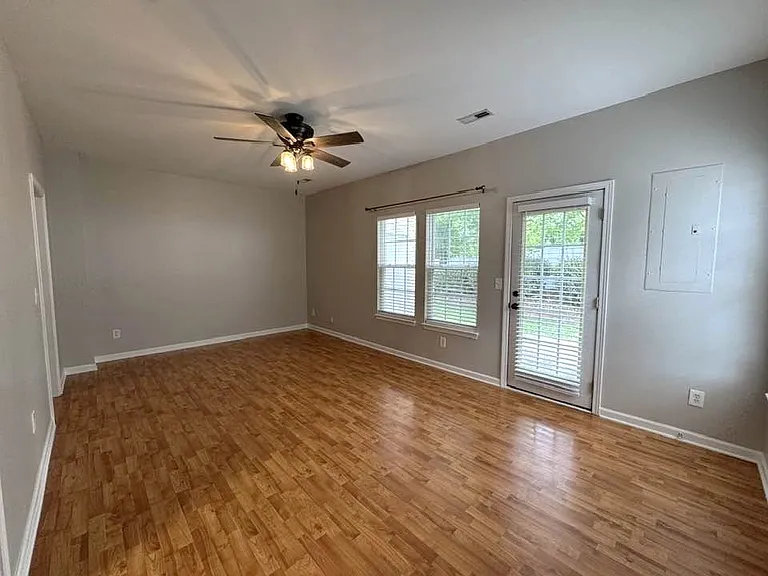 4104 Kenton Glenn Ct NW — Photo 12
