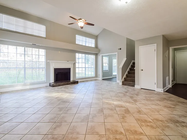 2932 Carrie Farm Rd NW — Photo 3