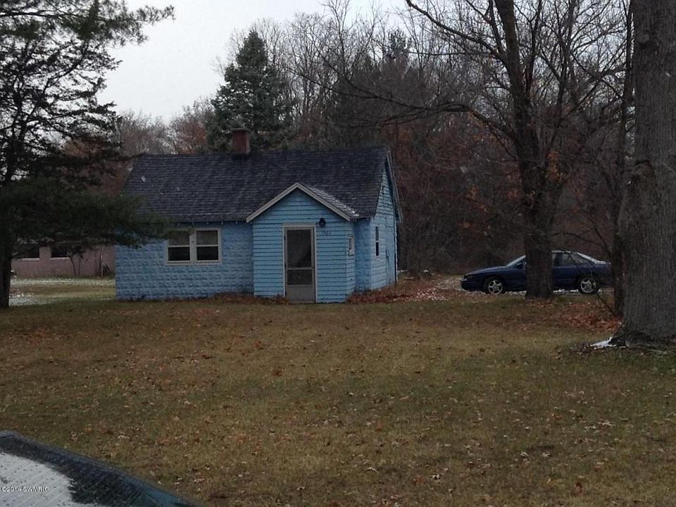 1st image of 1363 E Wilcox Ave