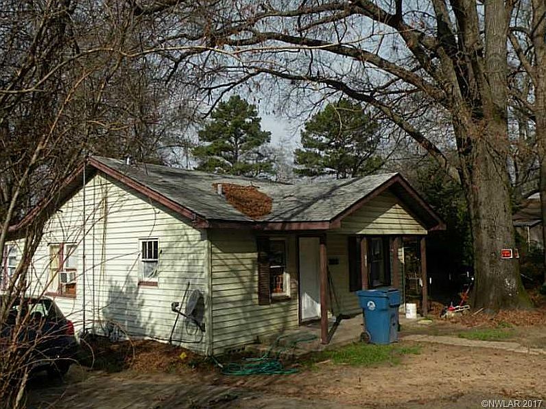 1st image of 703 Sibley Road