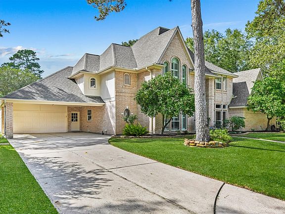 2nd image of 1823 Misty Hill Ln