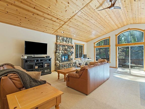 4th image of 11852 Brookstone Dr