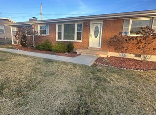 845 Glendale Dr, Clarksville, TN 37043