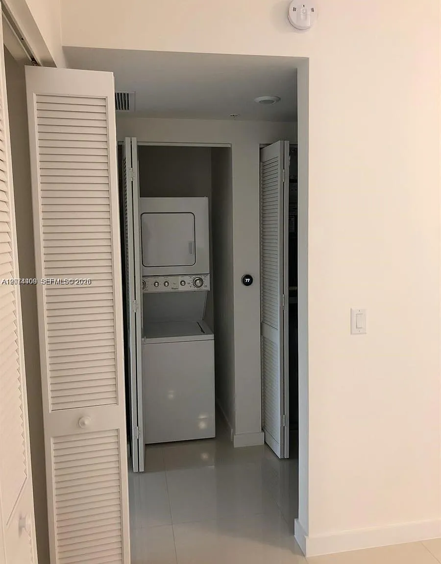 Midtown Doral Condo 4 — Photo 3