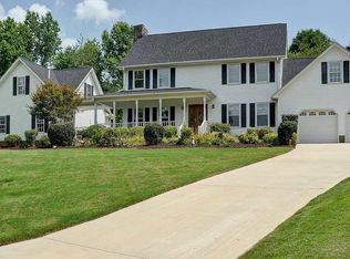 308 Cottonwood Ct, Simpsonville, SC 29681