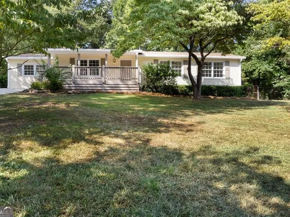 4770 Shady Rest Dr, Powder Springs, GA 30127