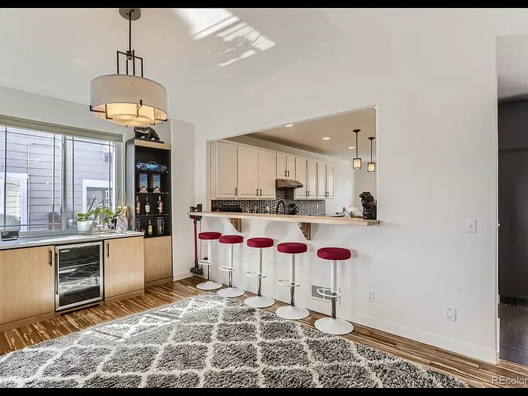 16052 E 107th Ave — Photo 4