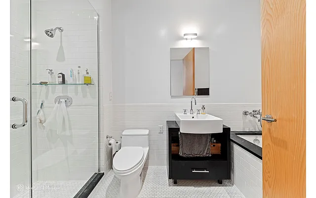 Rented by Douglas Elliman | media 4