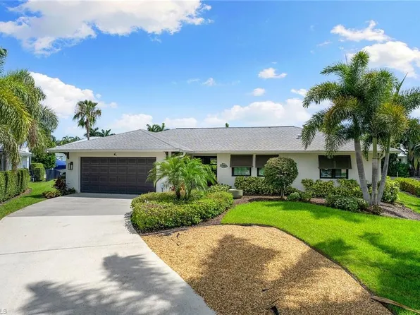 1560 Bluefin CT, NAPLES, FL 34102