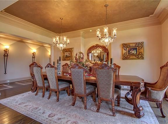 4th image of 2052 Breckenridge Dr