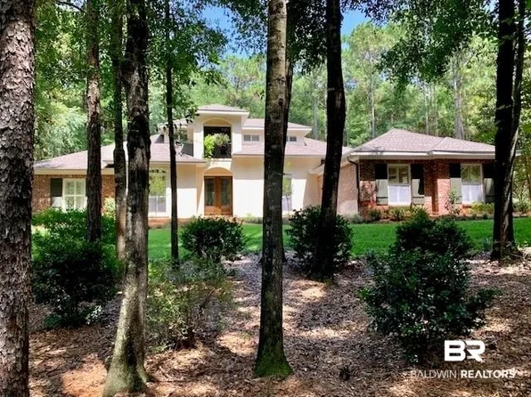 166 Willow Lake Dr, Fairhope, AL 36532