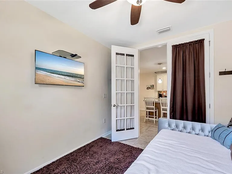 14940 Edgewater Cir — Photo 25