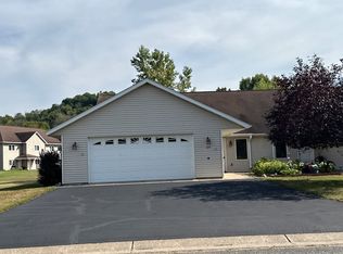109 Baileyville Ct, Knapp, WI 54749