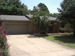 707 S Biscay Ln, Rogers, AR 72758