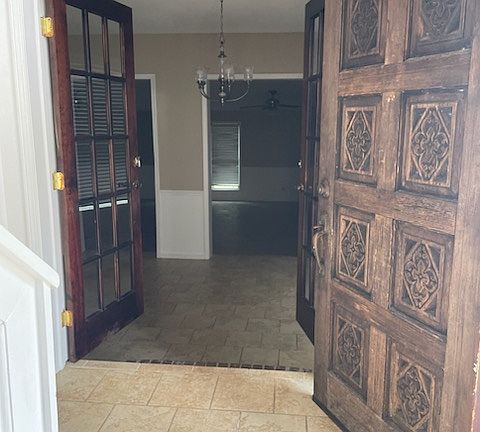 5th image of 117 Oak St