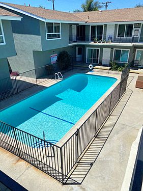 1st image of 15505 S Budlong Pl #11