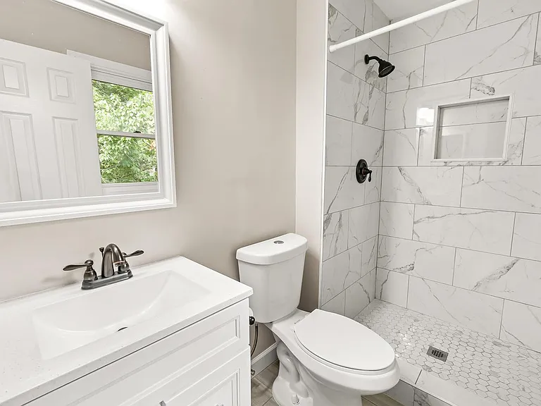 10788 Forest Edge Cir — Photo 16