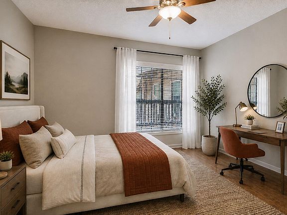 5th image of 715 W 22nd 1/2 St APT 204