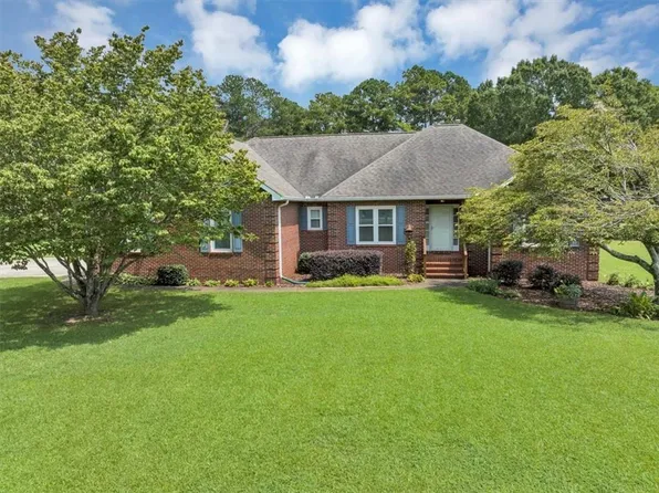 5283 Meadows Rd, Powder Springs, GA 30127