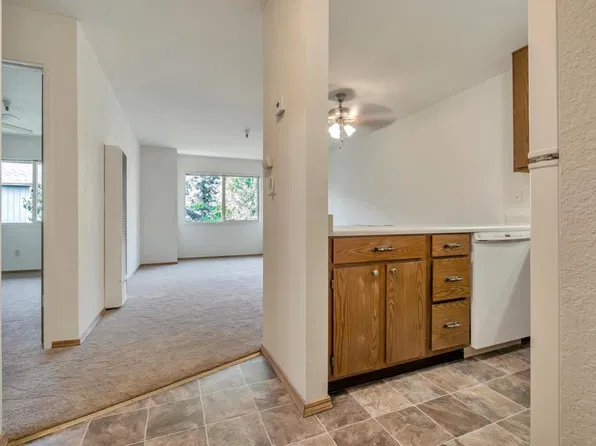 203 Vista Prieta Ct, Santa Cruz, CA 95062