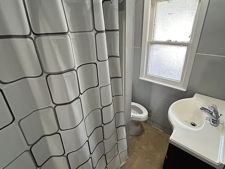 140-142 Electric Ave #140 — Photo 6