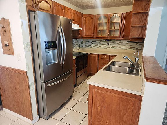 4th image of 337 SE Husted Terrace