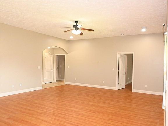 4th image of 22 Lee Road 2171