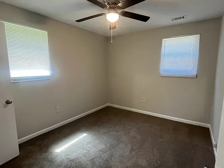 214 Palomino Ln — Photo 24