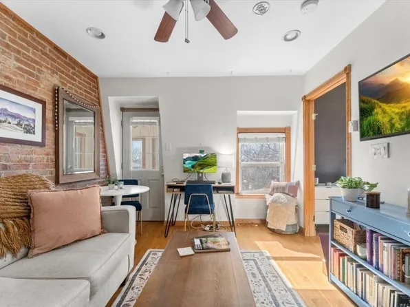 46 Highland Ave APT 3B, Somerville, MA 02143