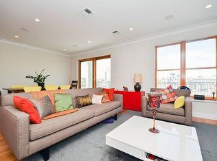 63 Jackson St APT 4B, Brooklyn, NY 11211