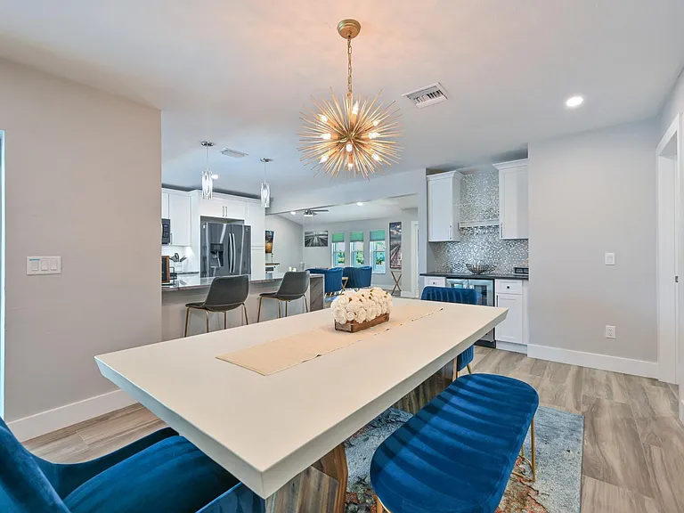 2305 Kings Lake Blvd — Photo 28