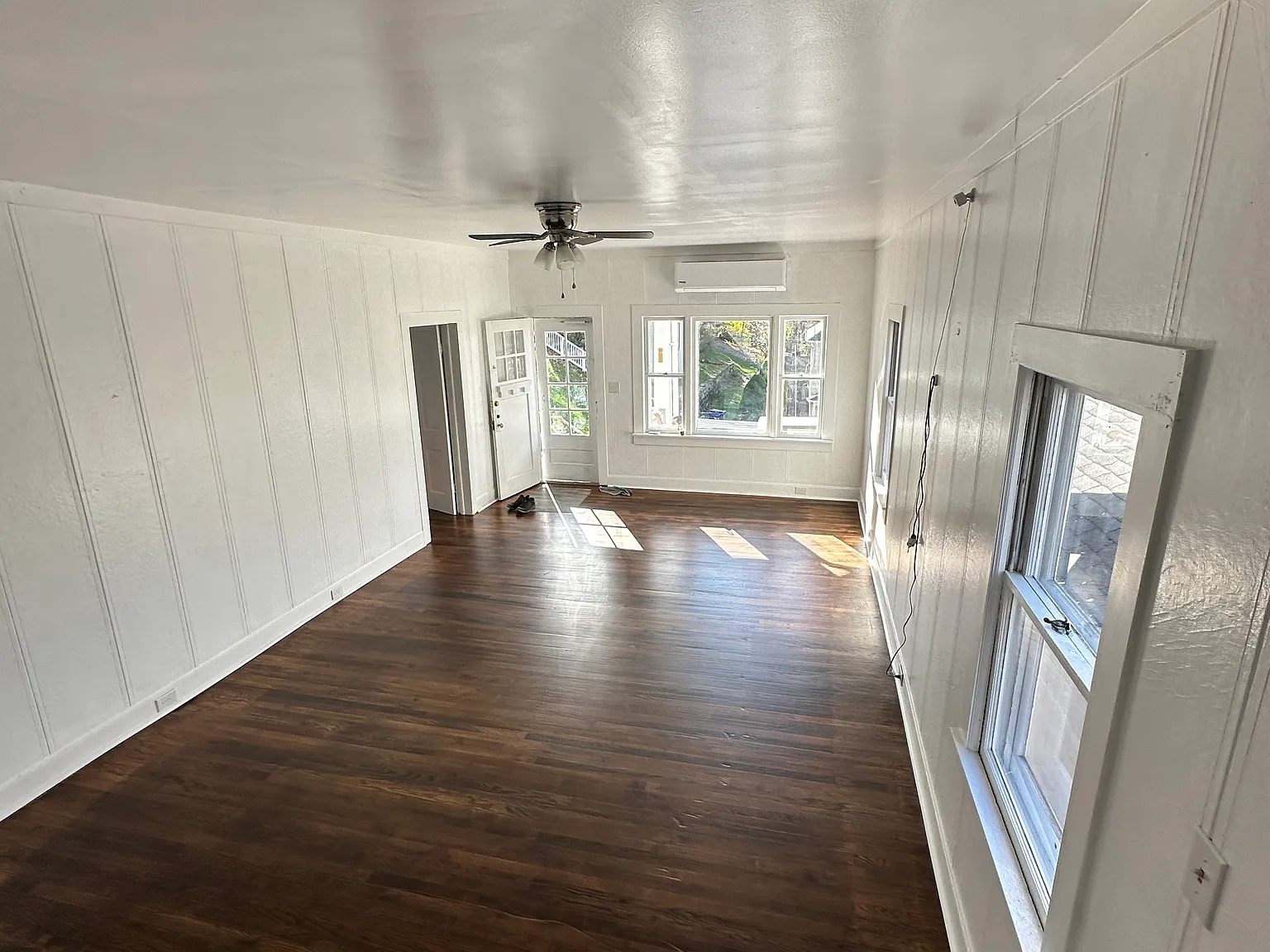 3 bed, 1170 sqft, $900 — Photo 3