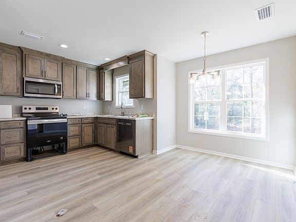 5th image of 471 Jamar Trl