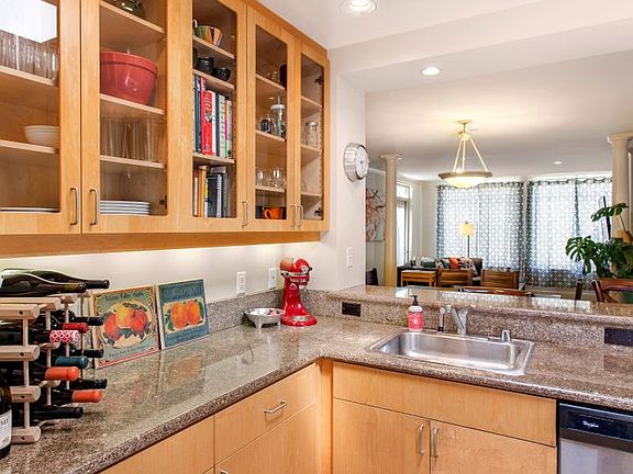 5th image of 3490 California St #308