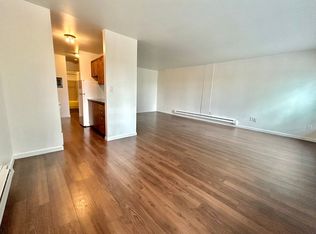 Bayview Apartments, Seattle, WA 98105