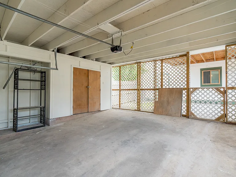 731 Garden Meadow Dr — Photo 28