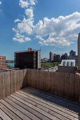 Rented by 9300 Realty, Inc. | media 16