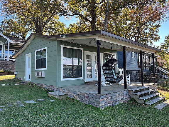 5th image of 172 Beachwood Dr