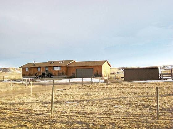 2nd image of 1065 McDonald Rd