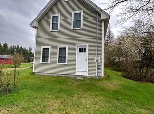 672 Main St, Jackman, ME 04945