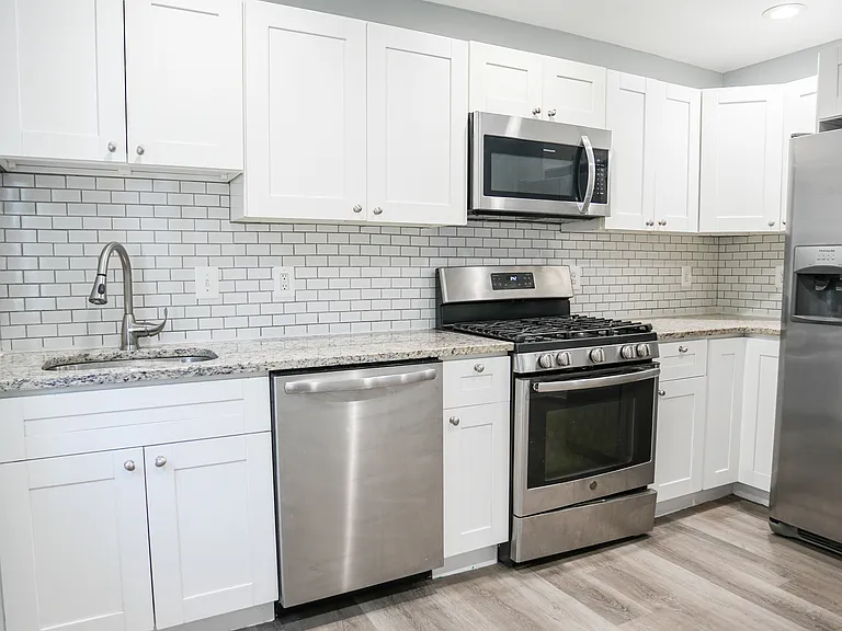 503 Wyeth St — Photo 15
