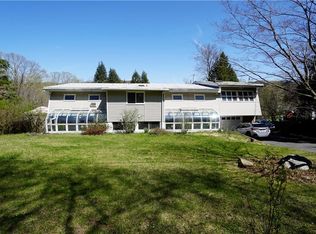 90 McLaughlin Dr, Mahopac, NY