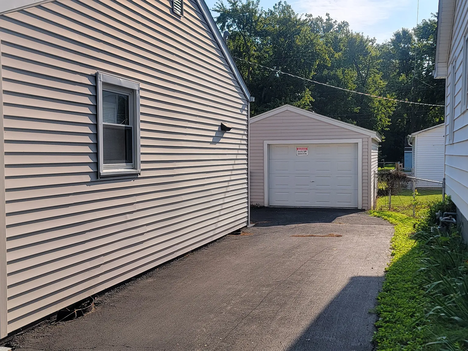 2 bed, 600 sqft, $1,000 — Photo 3
