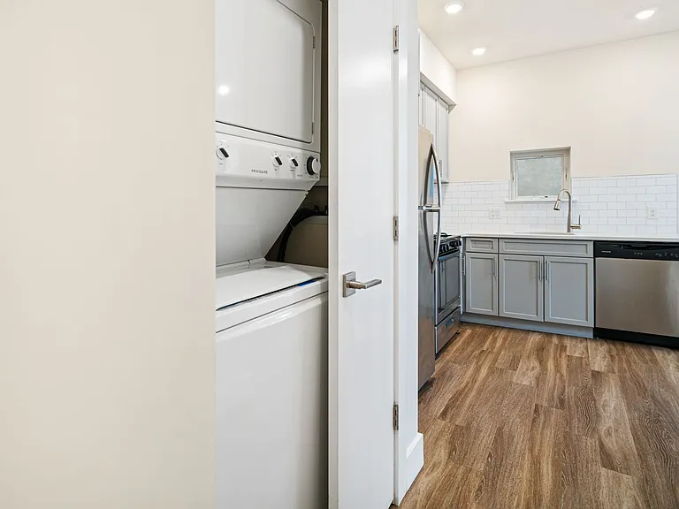 1836 Frankford Ave #4 — Photo 8