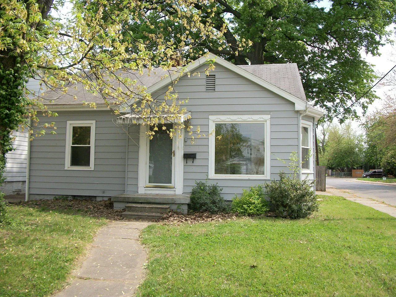801 Jefferson Ave photo 1