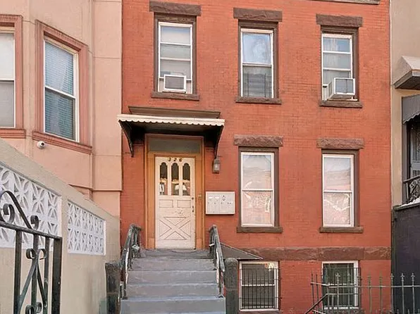 326 56th St, Brooklyn, NY 11220