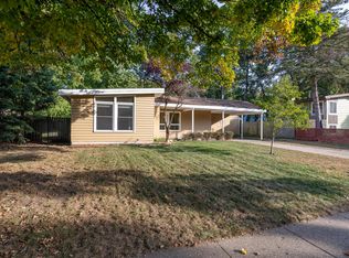 2033 Floyd St SW, Wyoming, MI 49519