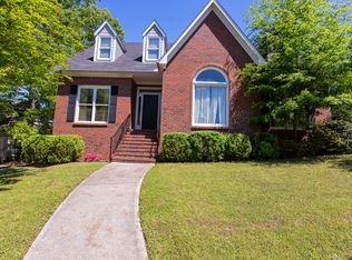 2808 Crossgate Cir, Vestavia Hills, AL 35216
