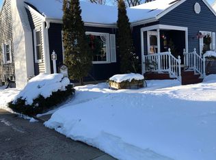 152 Roland St, Sun Prairie, WI 53590